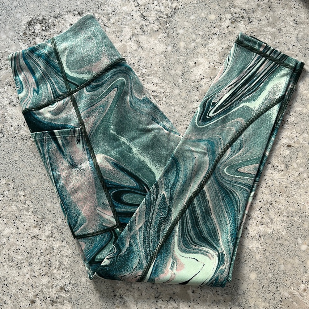 Victoria’s Secret Pocket Leggings - 24” inseam